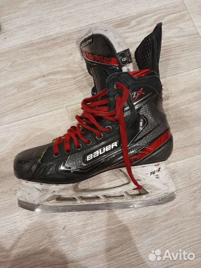 Хоккейные коньки bauer vapor 2x