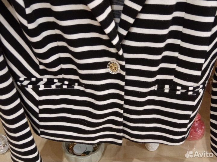 Пиджак женский