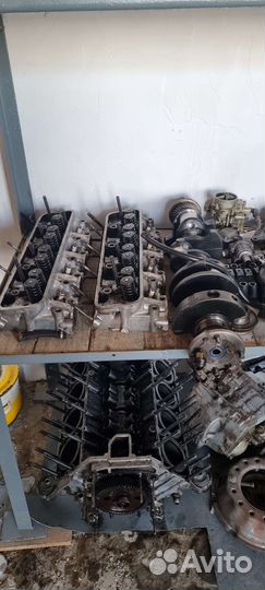 Запчасти на газон 53 бу. Головки,поршневая,вал