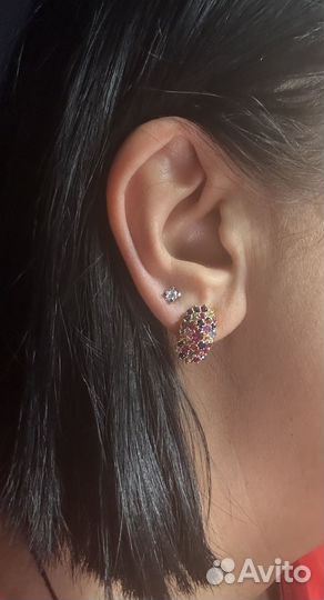 Золотой комплект с цветными сапфирами