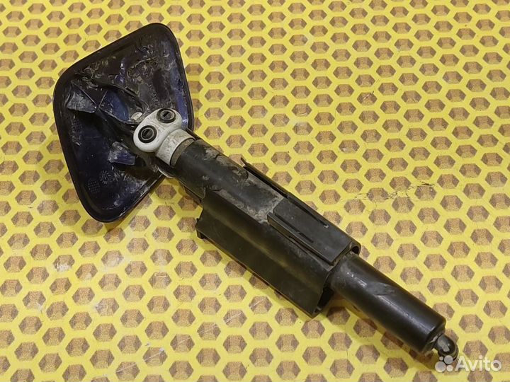 Форсунка омывателя фары Nissan Qashqai