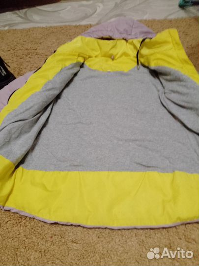 Куртка на девочку весна
