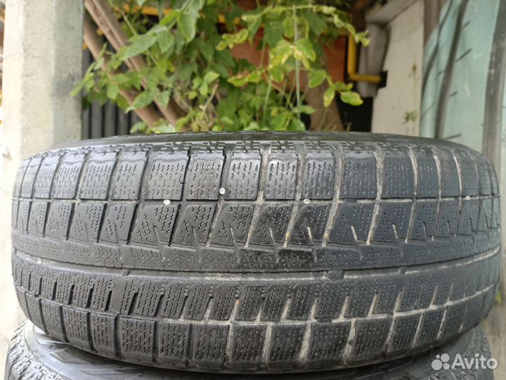 Bridgestone Blizzak Revo GZ 185/65 R15 88S