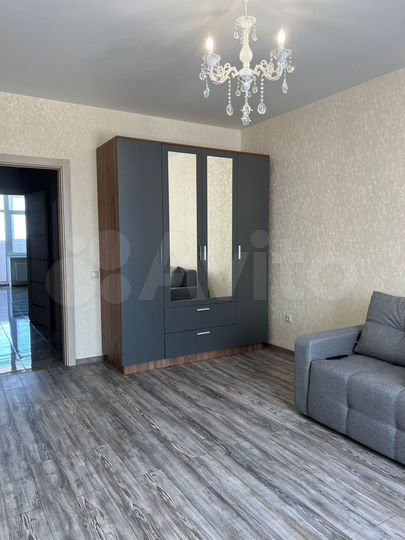 Комната 49 м² в 1-к., 21/22 эт.