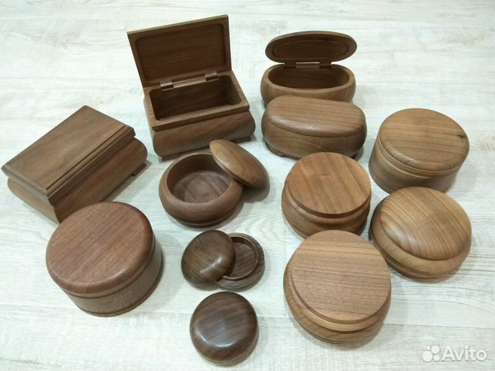 Сувениры советские, шкатулки, матрешки