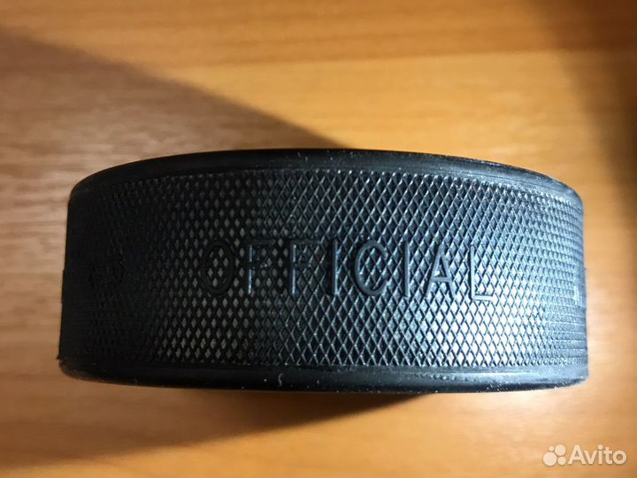 Шайба хоккейная официальная чм 2016