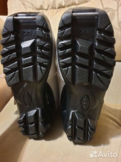 Лыжные ботинки fischer 32