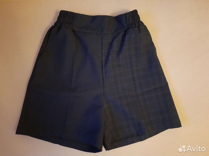 Стильный школьный костюм-тройка