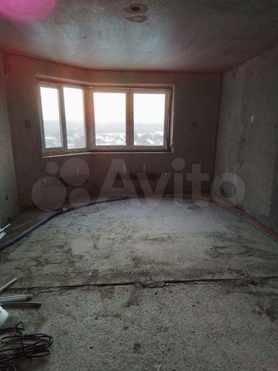 2-к. квартира, 56 м², 10/14 эт.