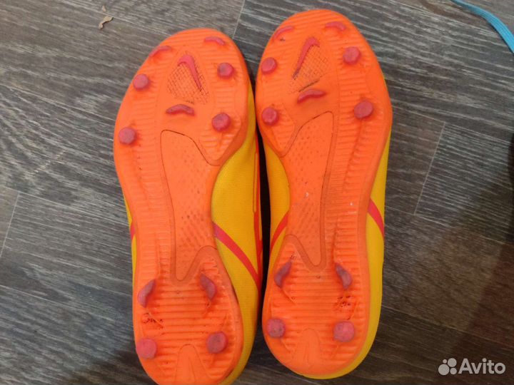 Бутсы nike 37.5 размер