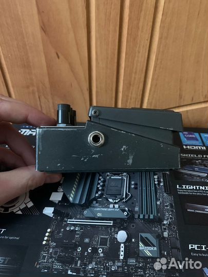 Гитарная педаль Boss Metal Zone MT-2