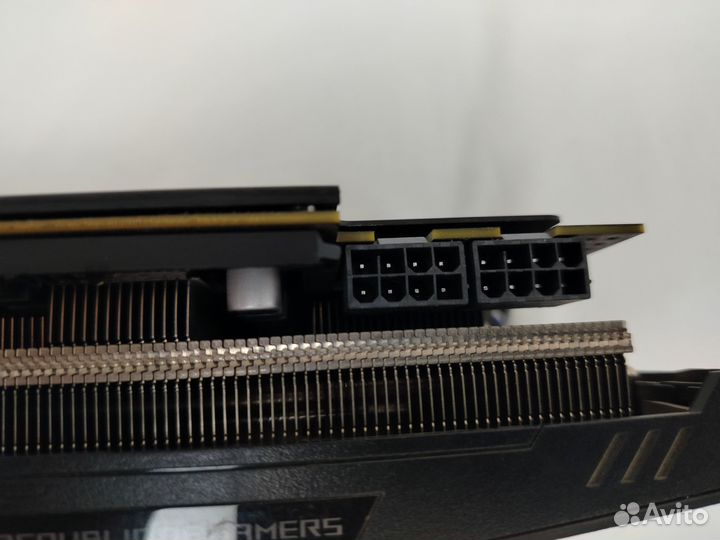 Asus strix Radeon vega 64 8gb