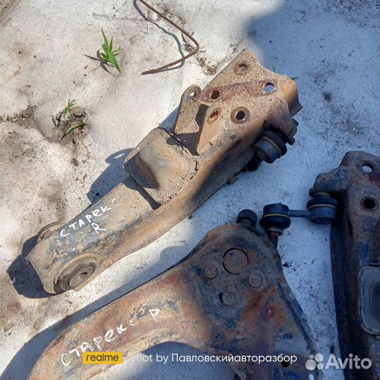 Рычаг подвески Hyundai H1 4D56TCI 2000