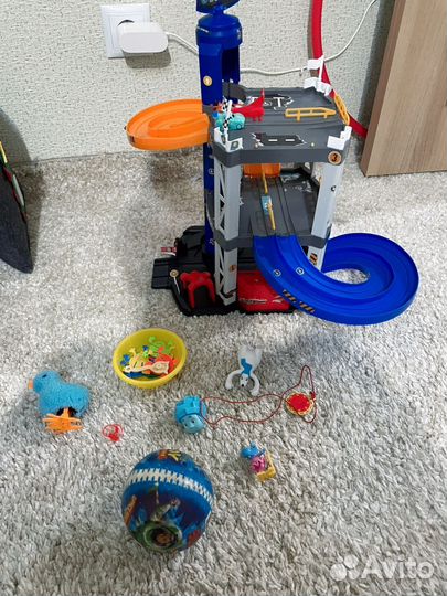 Игрушечная парковка