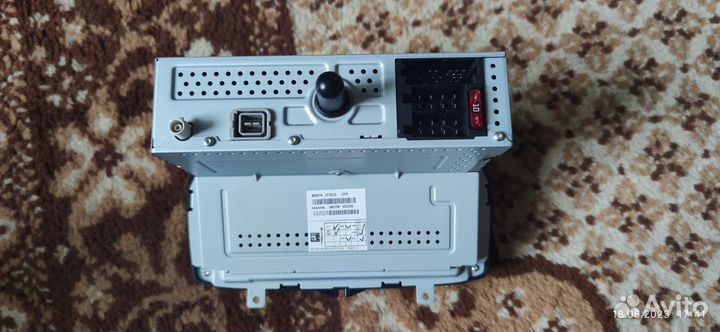 Штатная магнитола Лада Веста св Кросс