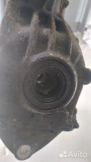 Редуктор моста BMW X3 E83, 2004