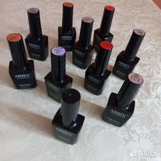 Лаки, топы, базы для ногтей