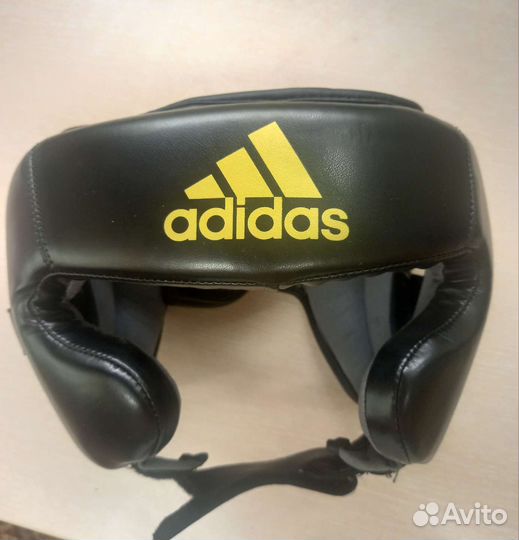 Боксерский шлем