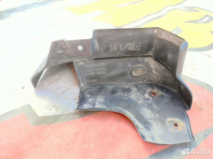 Брызговик задний левый Lexus RX200 RX300 Лексус RX