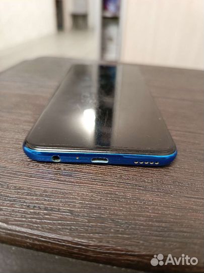 Телефон honor 10i 4gb/128gb