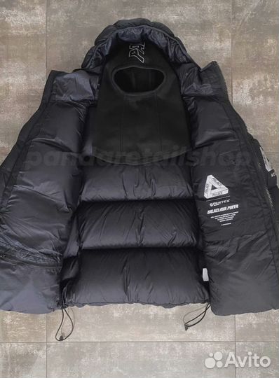 Пуховик palace с балаклавой новый