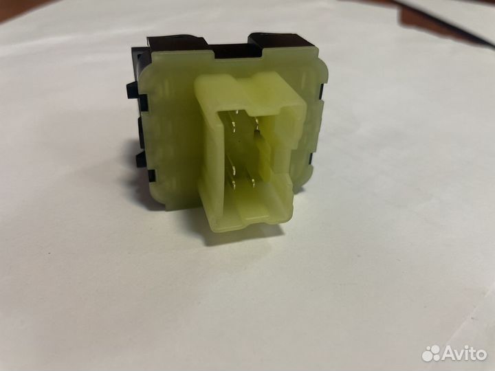 Кнопка стеклоподьемника renault logan 2