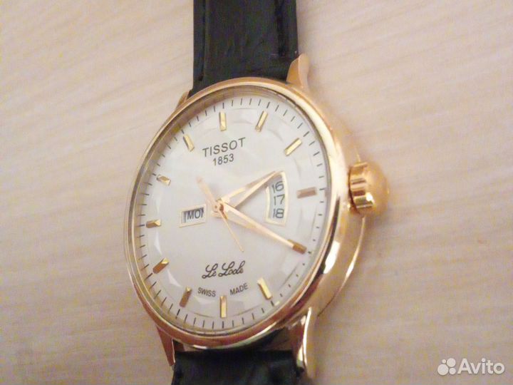 Золотые часы Tissot 40 mm