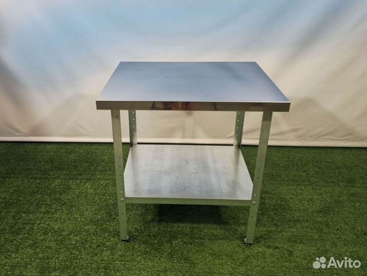 Стол разделочный (600х600х850)