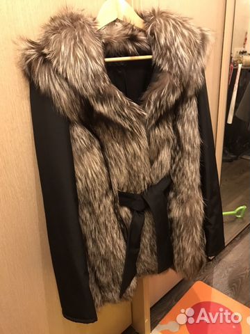 Меховой жилет с руковами