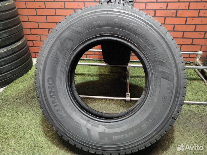 Kumho Winter Portran CW11 225/75 R16 121R