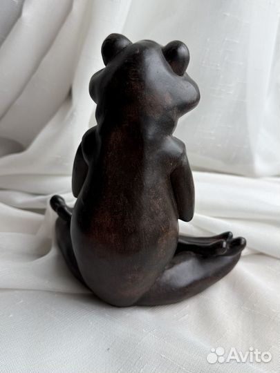 Статуэтка лягушка деревянная