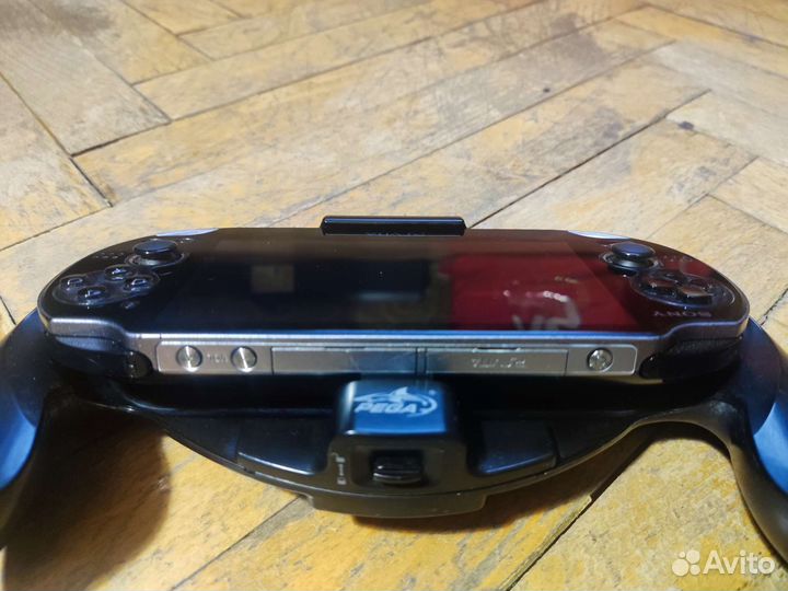 Sony Playstation Vita PCH-1008 Fat