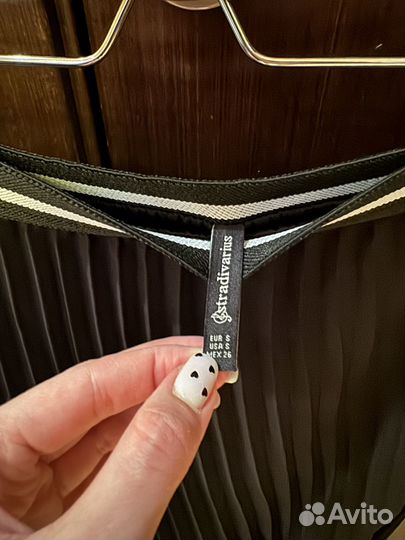 Юбка плиссерованная черная Stradivarius S