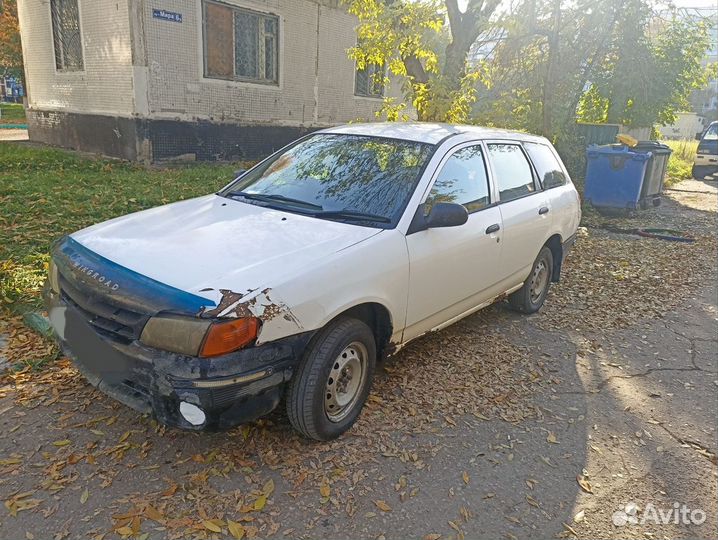 Nissan AD 1.3 AT, 2001, битый, 334 784 км