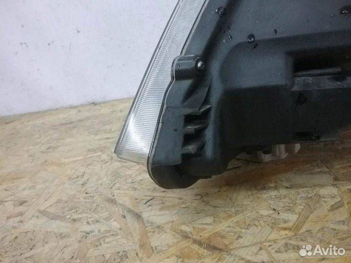 Фара правая Nissan Patrol