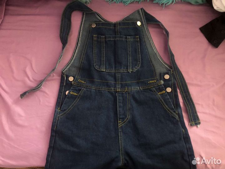 Джинсовый комбинезон новый