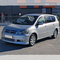 Toyota Ipsum 2.4 AT, 2003, 319 087 км, с пробегом, цена 799 000 руб.