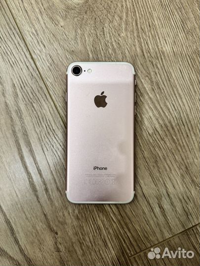 iPhone 7, 32 ГБ