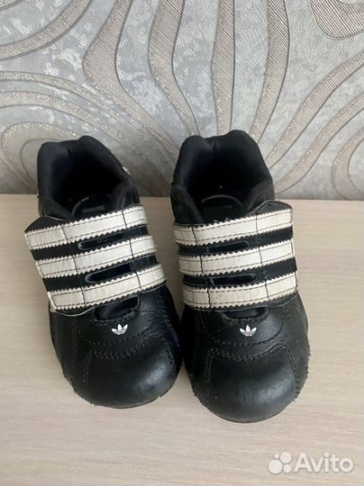 Кроссовки детские adidas