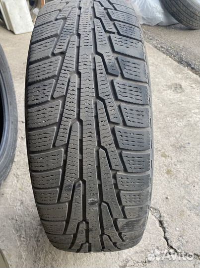 Nokian Tyres Hakkapeliitta 9 SUV 225/60 R18