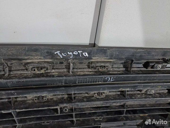 Решетка Toyota Highlander 2016-2019
