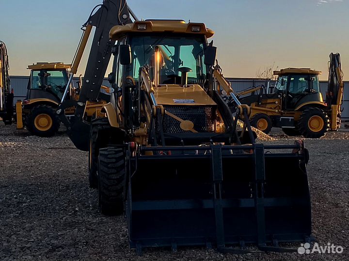 Экскаватор-погрузчик MST M542, 2022