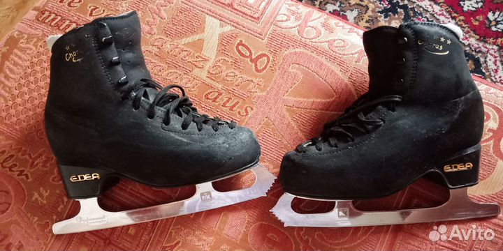 Продам коньки