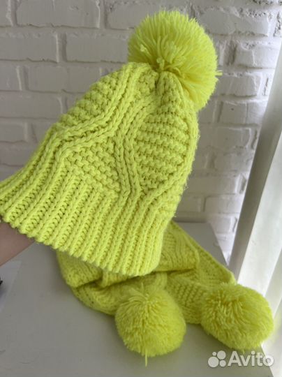 Шапка и шарф для горнолыжников и сноубордистов