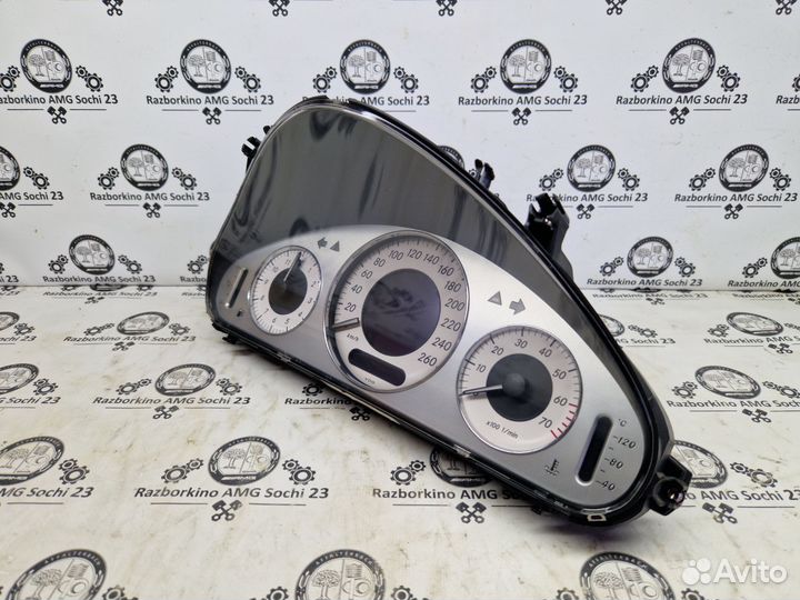 Панель приборов до рестайлинг для Mercedes W211