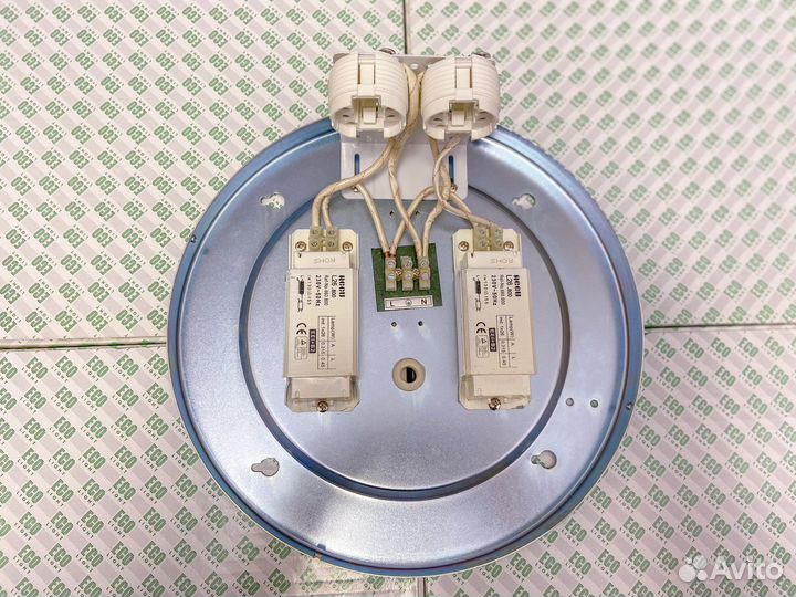 Встраиваемый потолочный светильнтк Eco Light