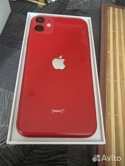 iPhone 11, 64 ГБ