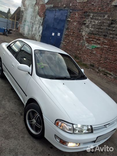 Toyota Carina 1.8 AT, 1995, 250 000 км