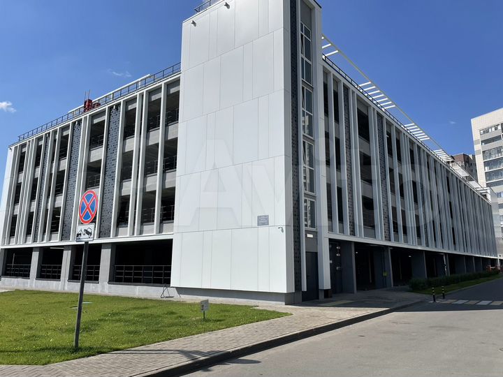 Машиноместо, 14 м²