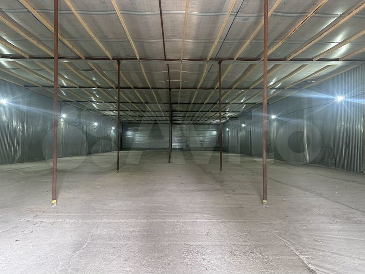 Склад на пандусе 1000 м²